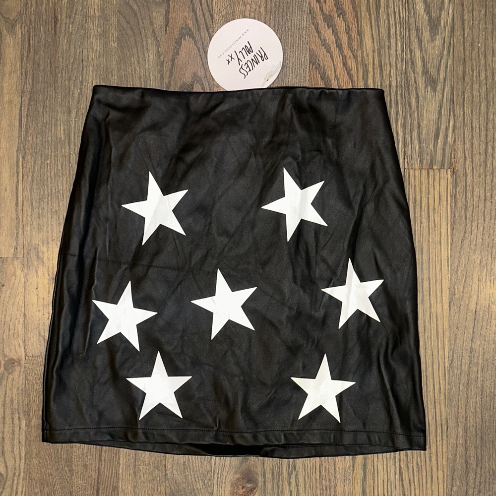Princess Polly Black Mini Skirt with White Star Print